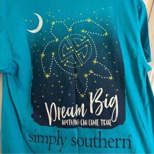 Simply Southern‎ 100% Cotton Adult T-shirt Size Medium “Dream Big”